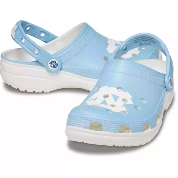 NEW [CROCS] UNC University of North Carolina Classic Crocs Unisex Sz W10/M8 - Picture 4 of 8
